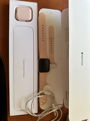 Buy Apple Watch Series 6 Aluminum GPS Gold