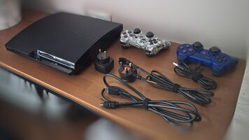 PS3 Slim 160gb su žaidimais