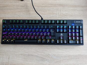 Mechaninė RGB klaviatūra