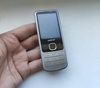 Nokia 6700 classic Matte metallic