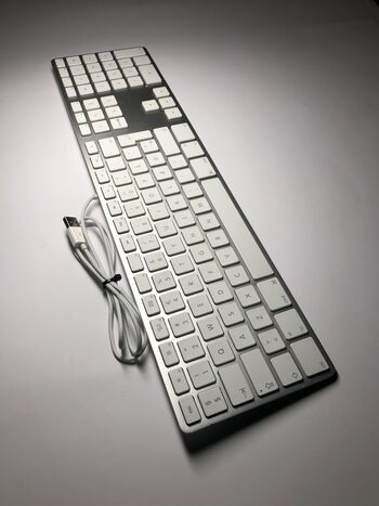 Apple A1243 Genuine Slim USB Wired Keyboard with Numeric Keypad and 2 USB ports