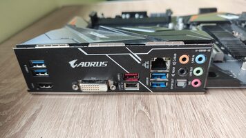 Gigabyte B450 AORUS PRO AMD B450 ATX DDR4 AM4 3 x PCI-E x16 Slots Motherboard