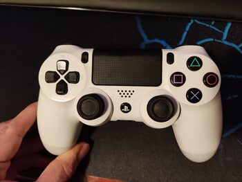 Redeem Mando PS4 original blanco (DualSchock 4)