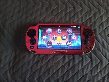 PSVITA OLED WIFI 16 GB LIBERADA + Todos los juegos + FUNDA + MEMORIA 4 GB EXTRA 