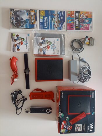 WII MINI ROJA EDICIÓN MARIO KART(+ mando extra y 3 juegos extras)