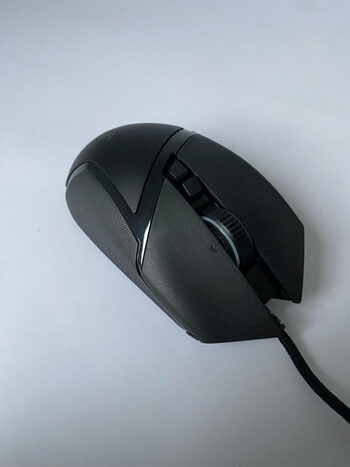 Get Razer Basilisk V3