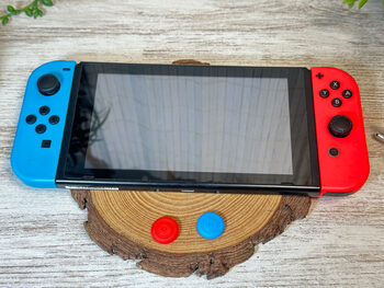 Nintendo Switch con accesorios 