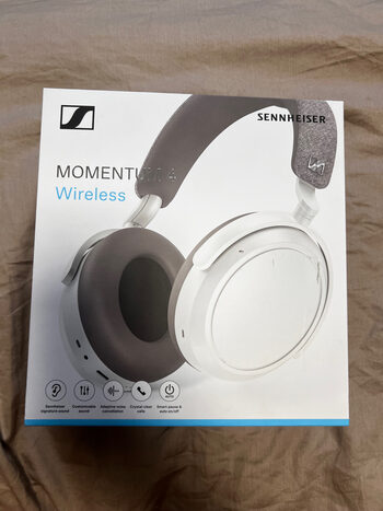 Sennheiser momentum 4 ausines 