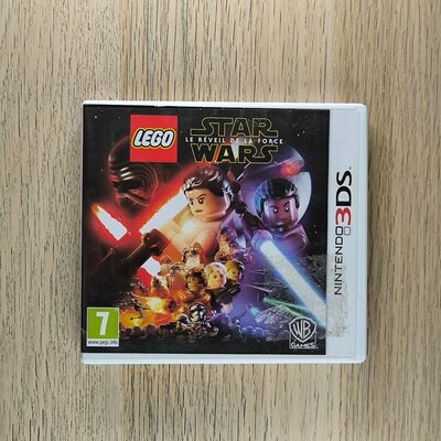 LEGO Star Wars: The Force Awakens (LEGO Star Wars: El Despertar De La Fuerza) Nintendo 3DS