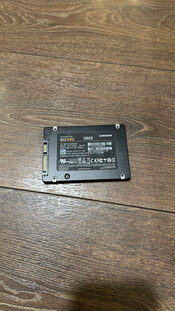 Samsung 860 EVO 250GB SSD diskas