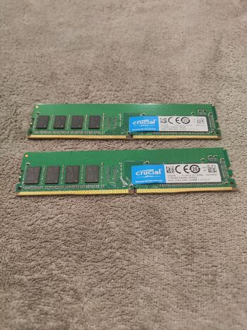 Crucial 8 GB (2 x 4 GB) DDR4-2400 Green PC RAM