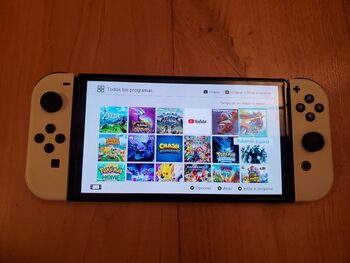 Nintendo switch oled + 70 juegos