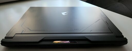 Gigabyte AORUS 15X(i9/RTX4070)