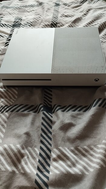 Xbox One S, White, 500GB + 6 žaidimai  for sale