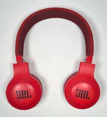 JBL E45bt