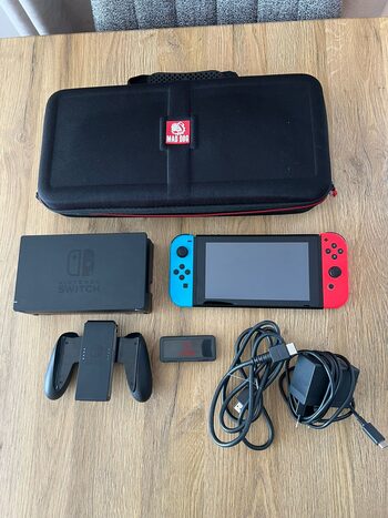 Nintendo Switch, Blue & Red