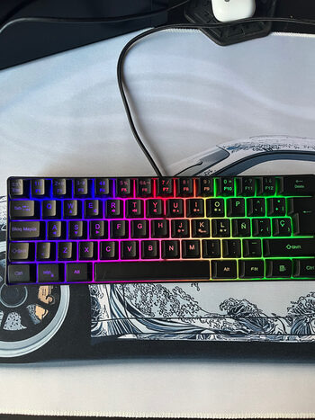 ISY Teclado de membrana 60% con RGB