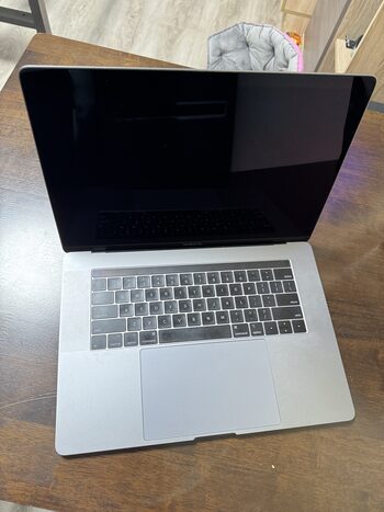 Apple MacBook Pro 15 (2019) Intel i9-9980HK Intel Radeon Pro 560X / 32GB DDR4 / 1024GB NVME / 83 Wh / 339S00056 / Space grey