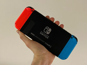 Nintendo Switch V2, 32GB, Neon (23)