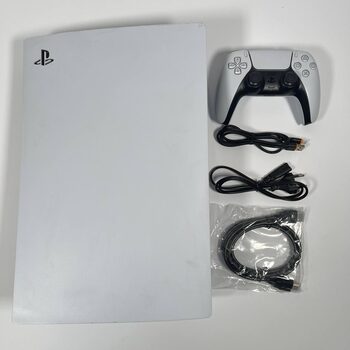 PlayStation 5, Black & White, 825GB + Controller and Cables