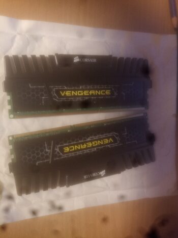 Corsair 4 GB (1 x 4 GB) DDR3-1600 Green Laptop RAM