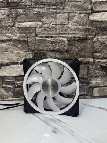 Corsair iCUE QL140 140 mm Rgb LED 2-Pack PC Case Fan