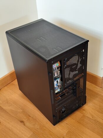 i7-4770/32GB RAM/RX580 8GB GPU/256GB SSD/750GB HDD/600W PSU