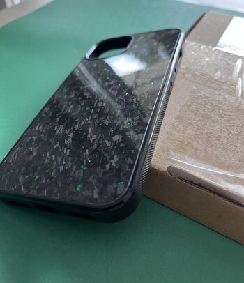 iPhone 13 dėklas iš kaltinės anglies pluošto (Žalias) for sale