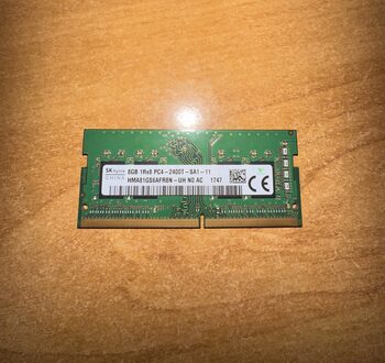 SK hynix 8 GB (1 x 8 GB) DDR4-2400 Green / Black PC RAM