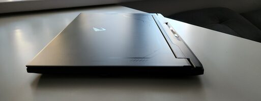 Gigabyte AORUS 15X(i9/RTX4070) for sale