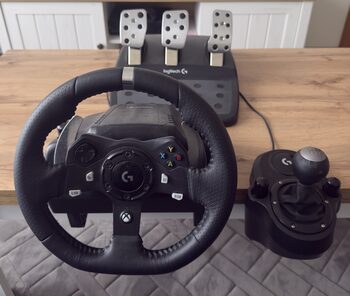 Logitech G920 wheel Xbox/PC