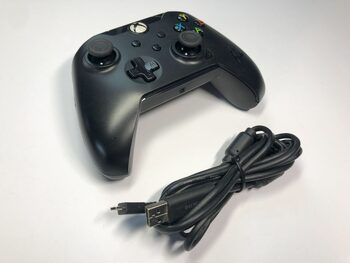 Get pdp 049-012-1 Black Wired Controller Xbox Series X, One, and Windows 10