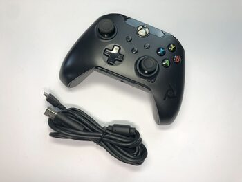 Redeem pdp 049-012-1 Black Wired Controller Xbox Series X, One, and Windows 10