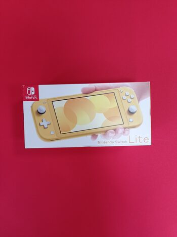 Nintendo Switch Lite, Yellow, 32GB (atrištas su 128GB SD kortele)