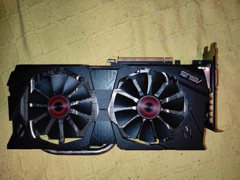 Asus GeForce GTX 970 4 GB 1114-1253 Mhz PCIe x16 GPU