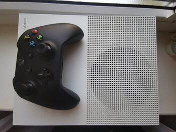 Xbox One S 1TB Derinama ( Su žaidimais) for sale