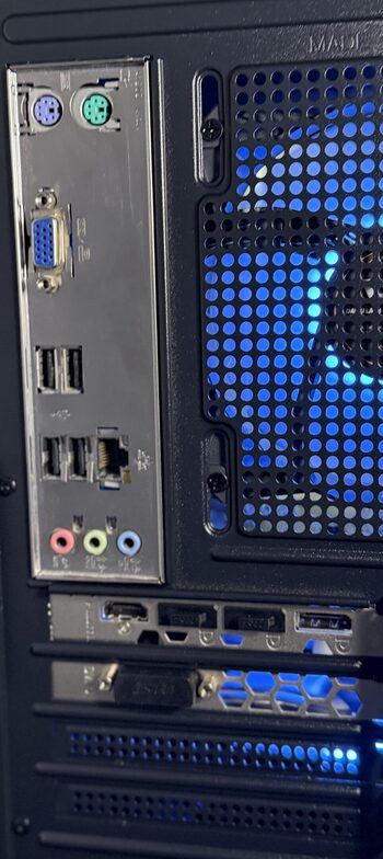 Buy Parduodu naujai surinktą kompiuterį su I7/RX 570 8GB/16GB RAM/RGB