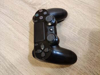 Buy Playstation 4 Dualshock 4, V2 juodas originalus pultelis