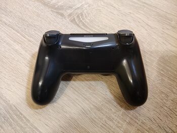 Get Playstation 4 Dualshock 4, V2 juodas originalus pultelis