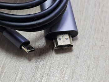 USB-C į to HDMI laidas Ilgis: 1,83 m 