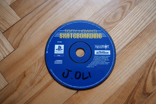 Tony Hawk's Skateboarding PlayStation