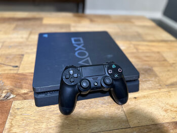 Sony Playstation 4 1TB su pulteliu