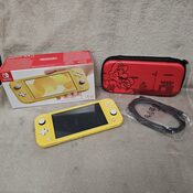 Nintendo Switch Lite Amarilla + Funda