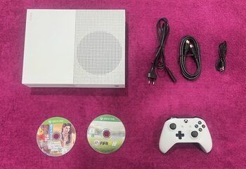 Xbox One S, White, 500GB+ 2 žaidimai