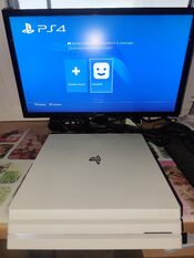 Redeem Playstation 4 Pro 1Tb