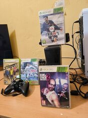 vendo consola xbox 360 con 4 juegos 