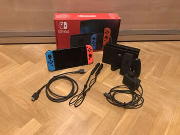 Nintendo Switch, Blue & Red, 32GB