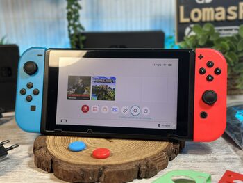 Nintendo Switch, Blue & Red, 32GB