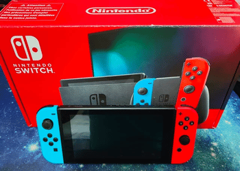 Nintendo Switch V2 + Funda + Mando