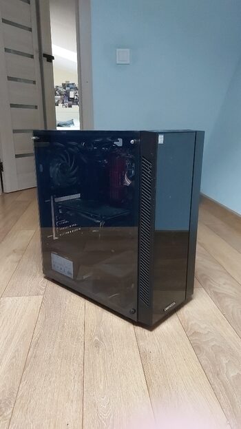 i9 PC ir monitorius